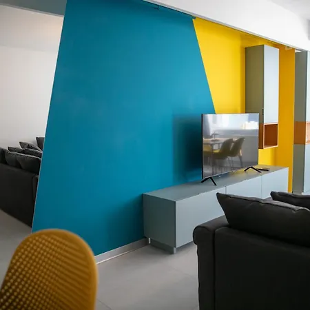 Turquoise Dream Apartment
