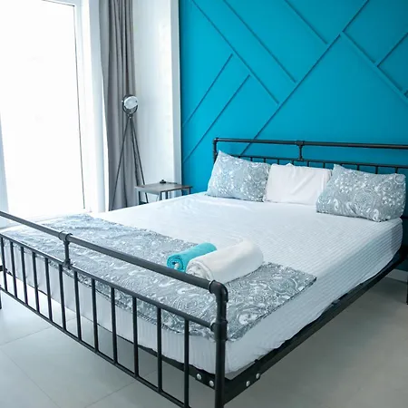 Apartment Turquoise Dream
